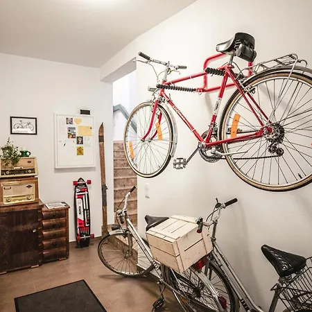 The Gallery Apartment *